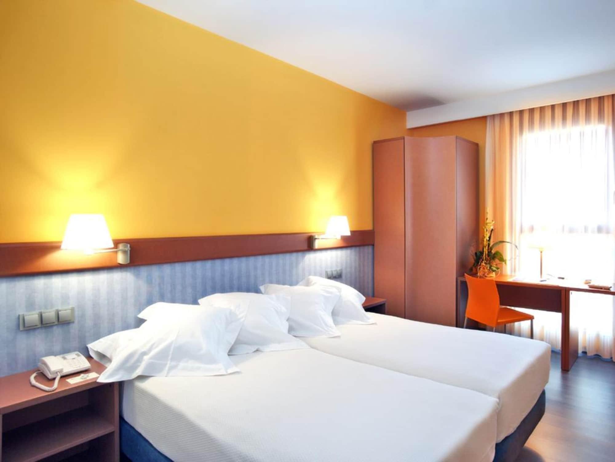 Hotel Murrieta Логроньо Екстериор снимка